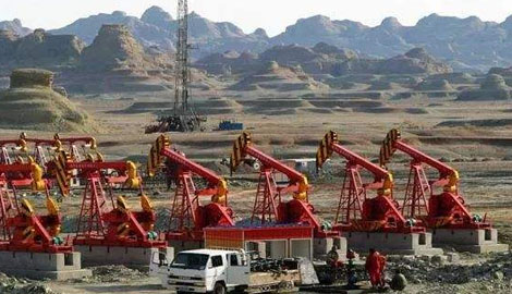 中国石油在新疆 发现10亿吨级油田